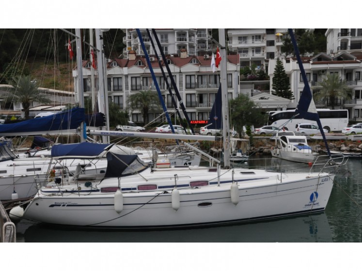 Bavaria 37 Cruiser - Yacht Charter Sailica