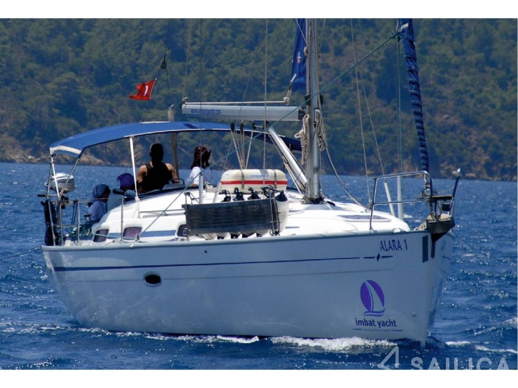 Bavaria 37 Cruiser - Yacht Charter Sailica