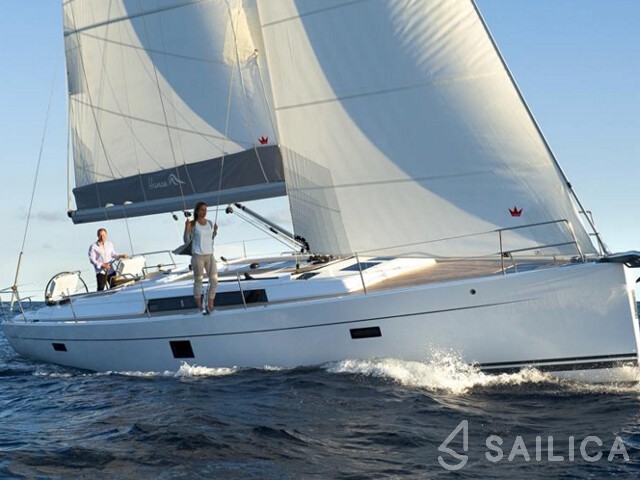 Hanse 445 - Yacht Charter Sailica