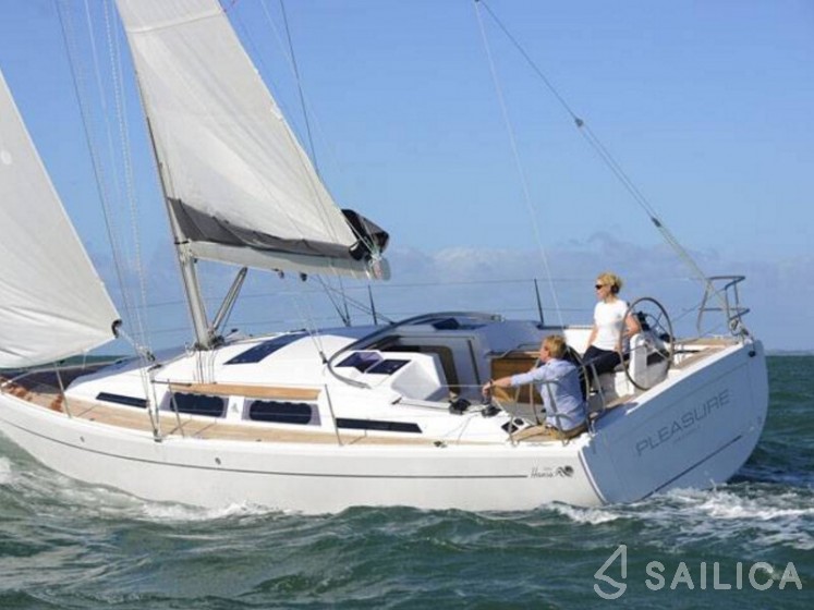 Hanse 345 - Yacht Charter Sailica