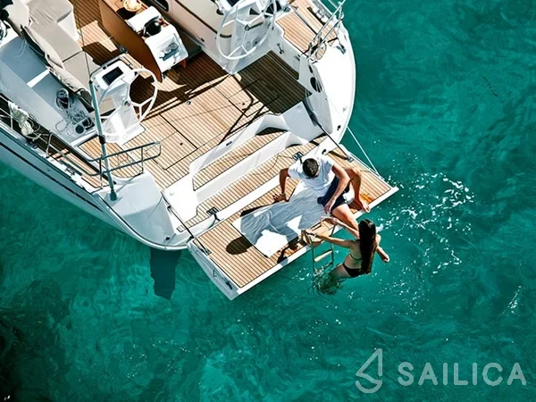 Bavaria 46 Cruiser - Yacht Charter Sailica