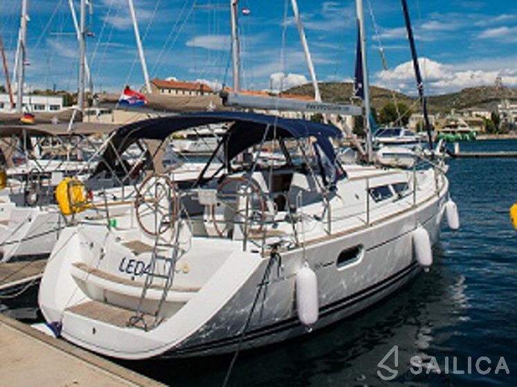 Sun Odyssey 39i - Yacht Charter Sailica
