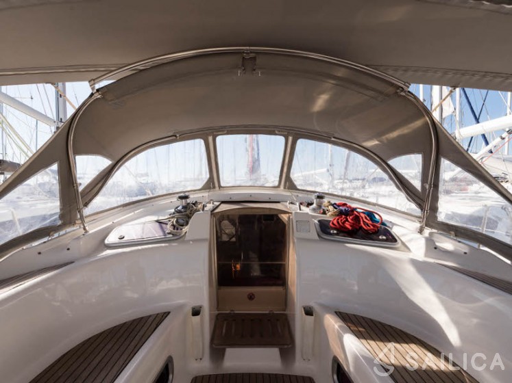 Bavaria 46 Cruiser - Yacht Charter Sailica