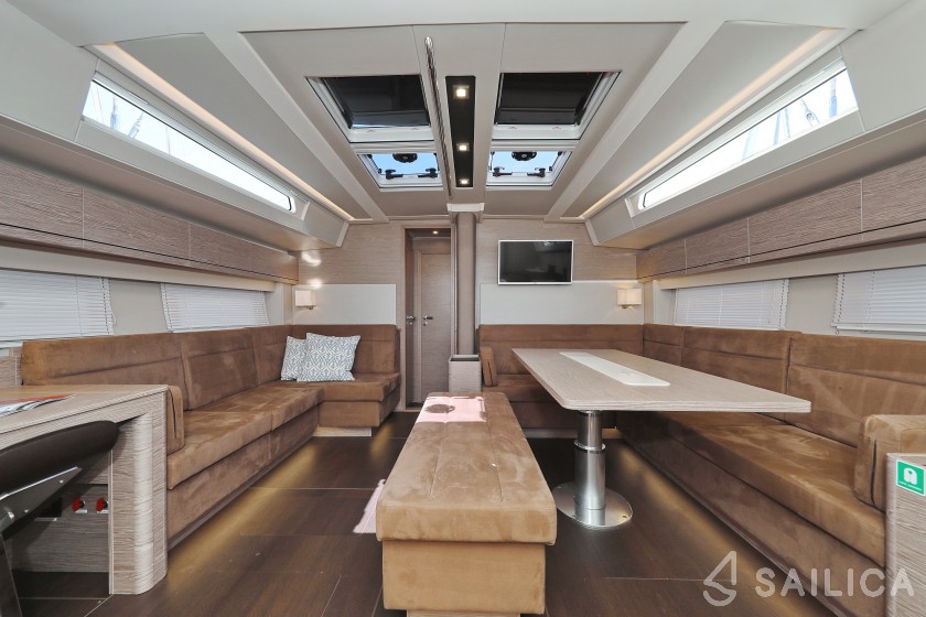 Hanse 548 - 5 + 1 cab. - Yacht Charter Sailica