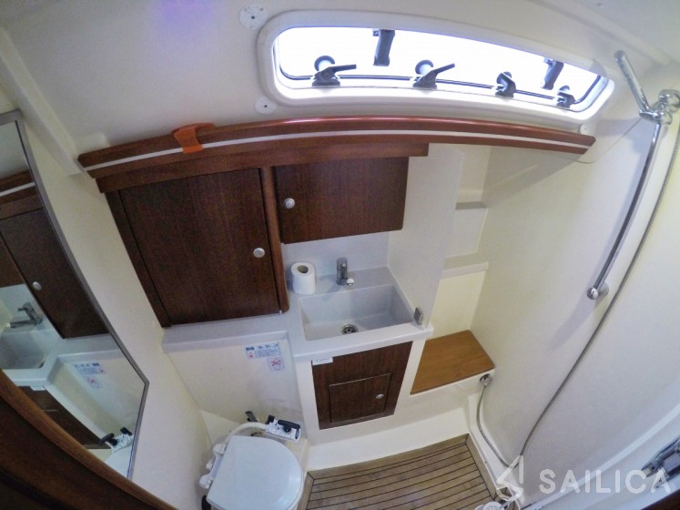 Hanse 400 - Yacht Charter Sailica