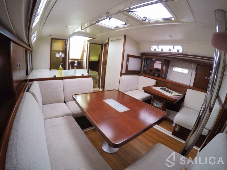 Hanse 400 - Yacht Charter Sailica