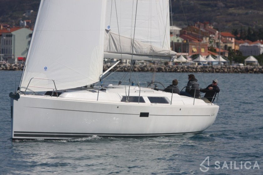 Hanse 400 - Yacht Charter Sailica