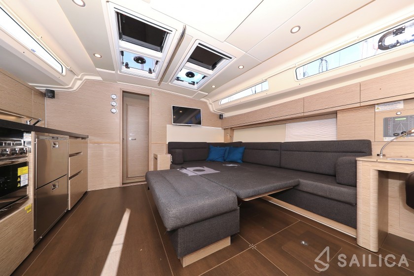 Hanse 508 - Yacht Charter Sailica