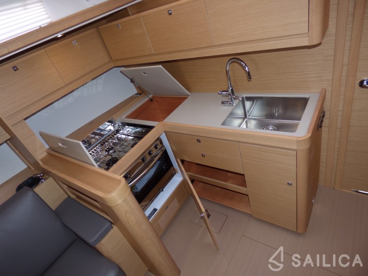 Dufour 460 Grand Large - Yacht Charter Sailica