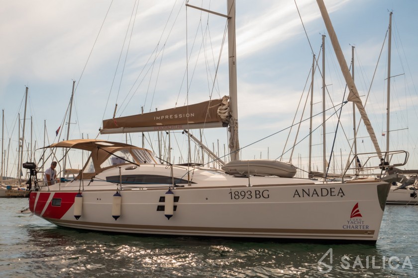 Elan Impression 40 - Yacht Charter Sailica