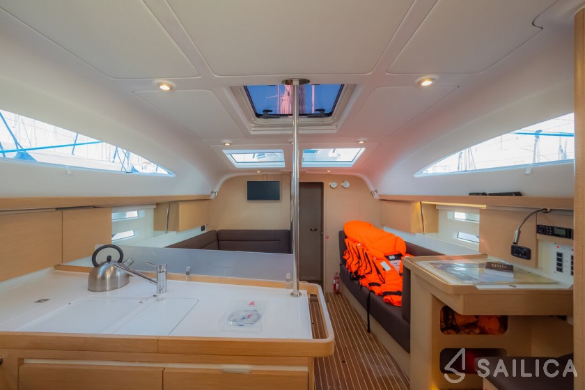 Elan Impression 45 - Yacht Charter Sailica