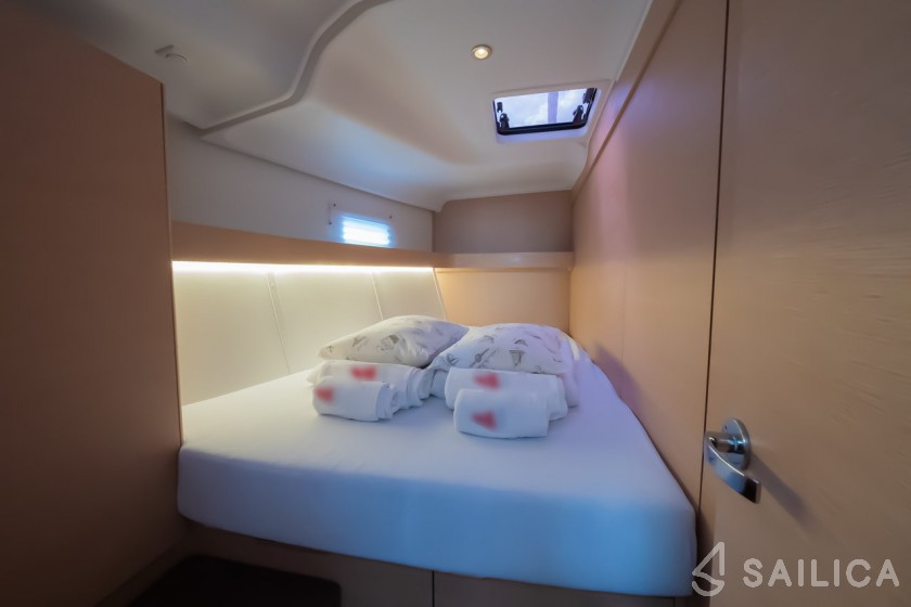 Elan 50 Impression - Yacht Charter Sailica