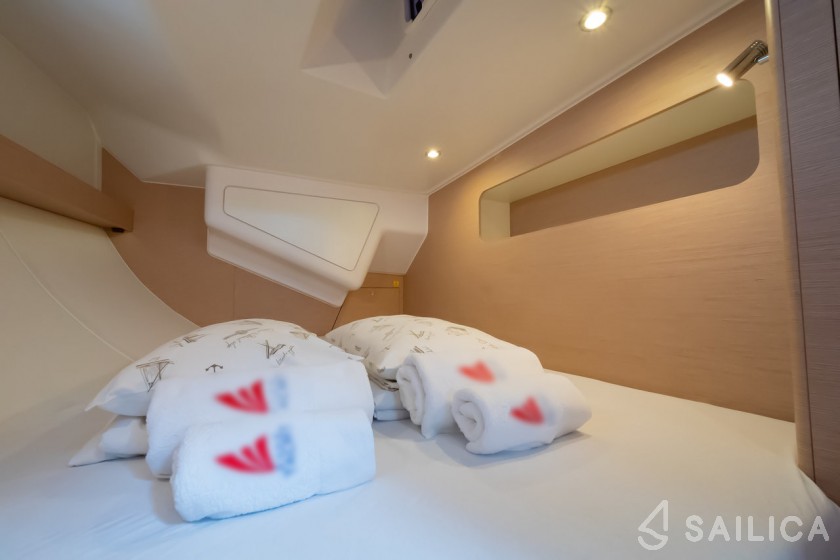 Elan 50 Impression - Yacht Charter Sailica