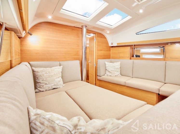 Elan 40.1 - Yacht Charter Sailica