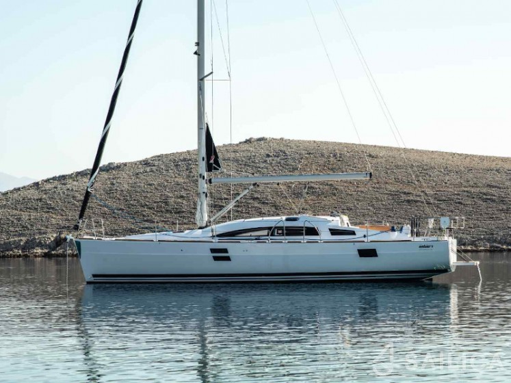 Elan 40.1 - Yacht Charter Sailica