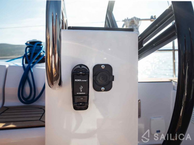 Elan 40.1 - Yacht Charter Sailica