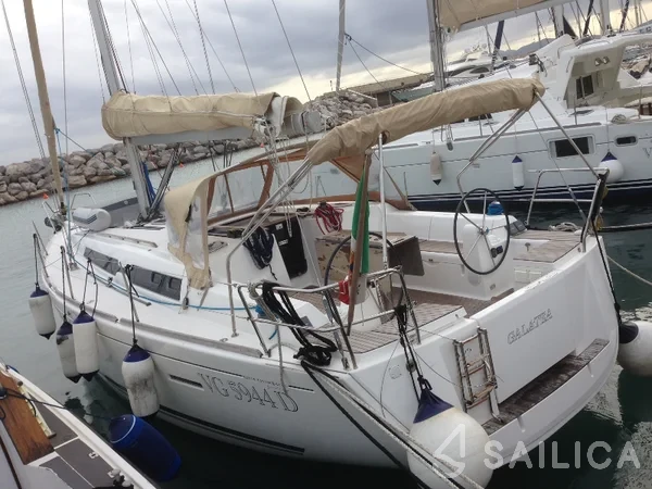Dufour 405 - Yacht Charter Sailica