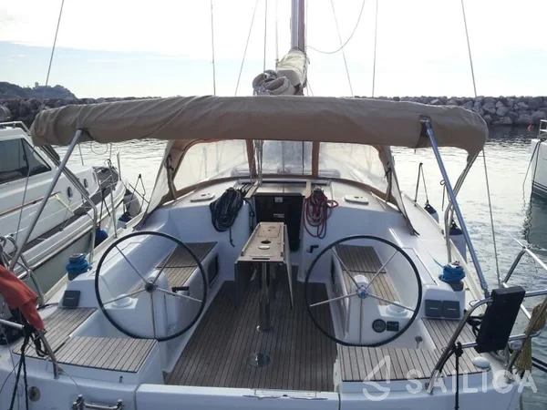 Dufour 405 - Yacht Charter Sailica