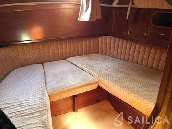 Amel Supermaramu - Yacht Charter Sailica