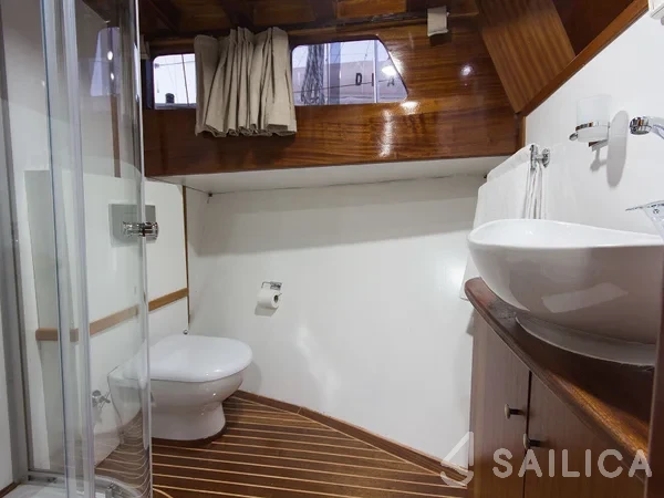 Gulet - Yacht Charter Sailica