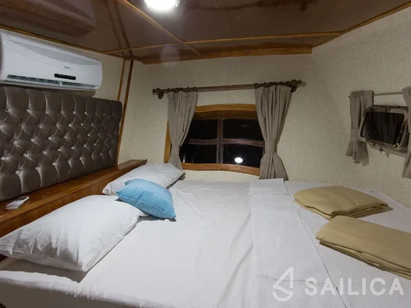 Gulet - Yacht Charter Sailica