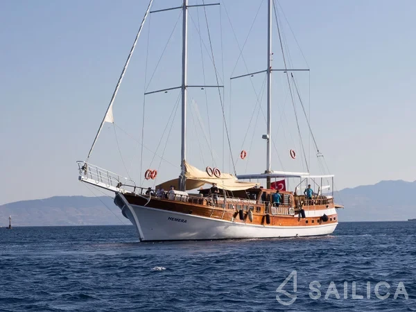 Gulet - Yacht Charter Sailica