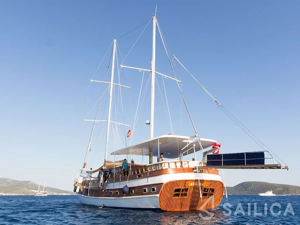 Gulet - Yacht Charter Sailica
