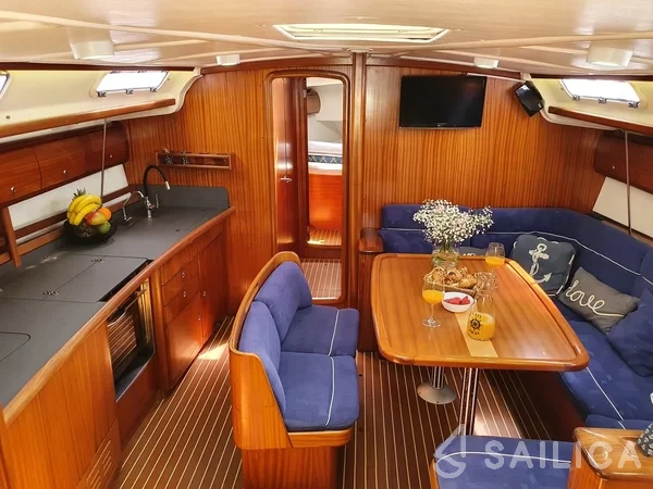 Bavaria 44 - Yacht Charter Sailica
