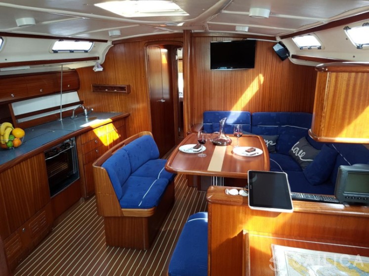 Bavaria 44 - Yacht Charter Sailica