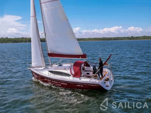 Maxus 33.1 RS - Yacht Charter Sailica