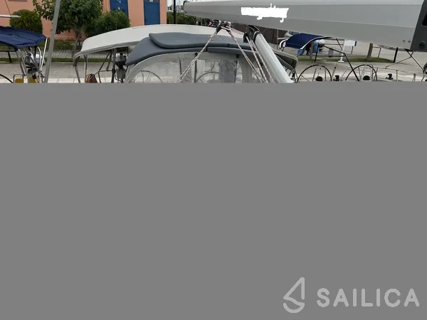 Bavaria 41 Cruiser - Yacht Charter Sailica