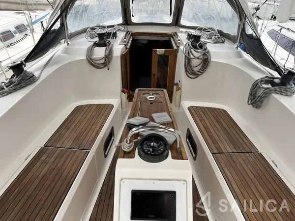 Bavaria 41 Cruiser - Yacht Charter Sailica