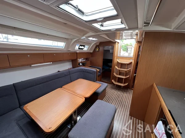 Bavaria 41 Cruiser - Yacht Charter Sailica