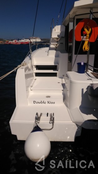 Bali 4.1 - Yacht Charter Sailica