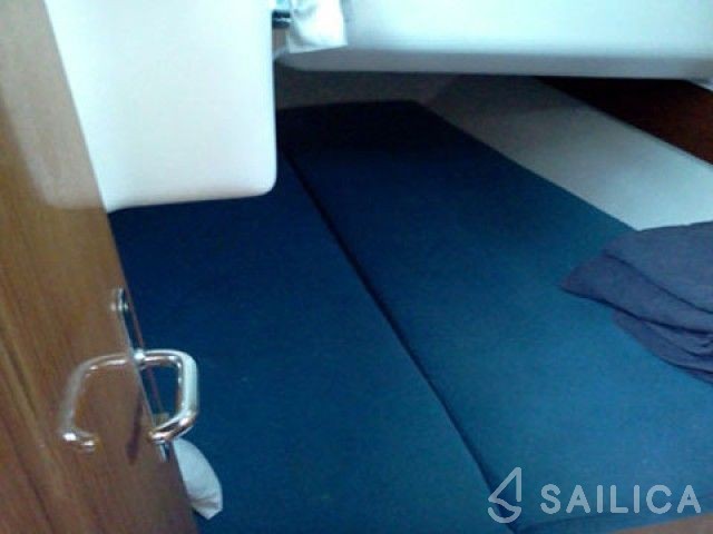 Sun Odyssey 37 - Yacht Charter Sailica