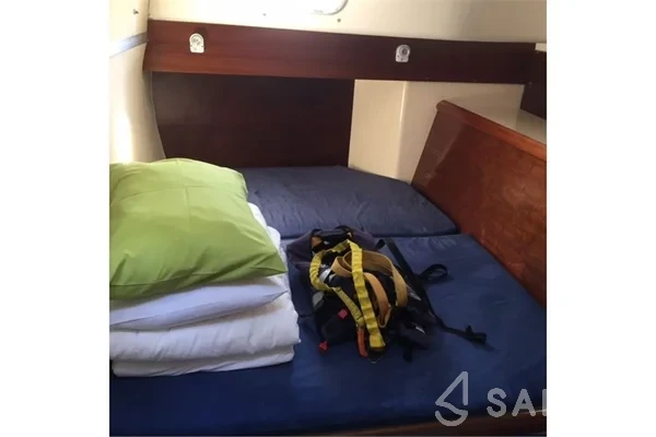 Lavezzi 40 - Yacht Charter Sailica