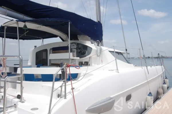 Lavezzi 40 - Yacht Charter Sailica