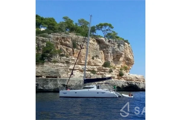 Lavezzi 40 - Yacht Charter Sailica