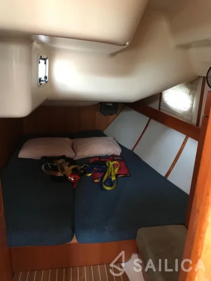Elan 434 Impression - Yacht Charter Sailica
