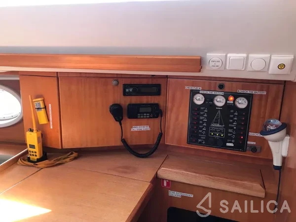 Elan 434 Impression - Yacht Charter Sailica