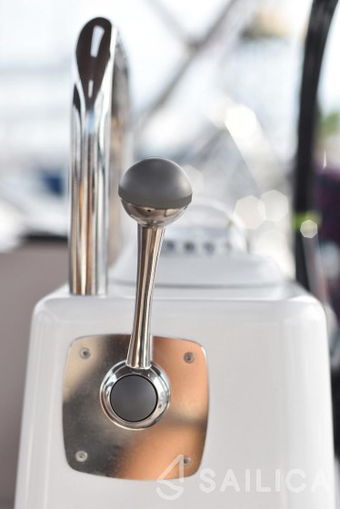 Dufour 460 GL - Yacht Charter Sailica