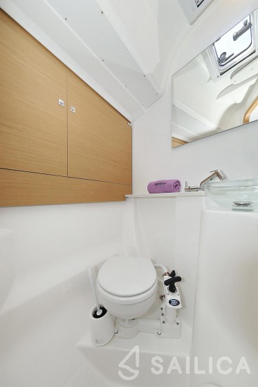 Dufour 460 GL - Yacht Charter Sailica