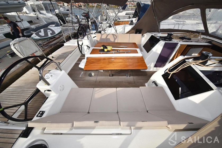 Dufour 460 GL - Yacht Charter Sailica