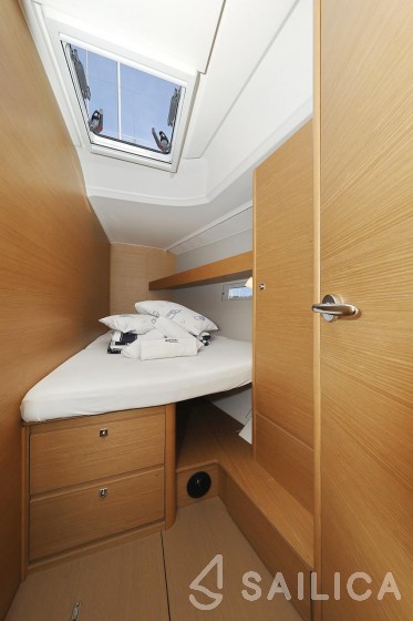 Dufour 460 GL - Yacht Charter Sailica