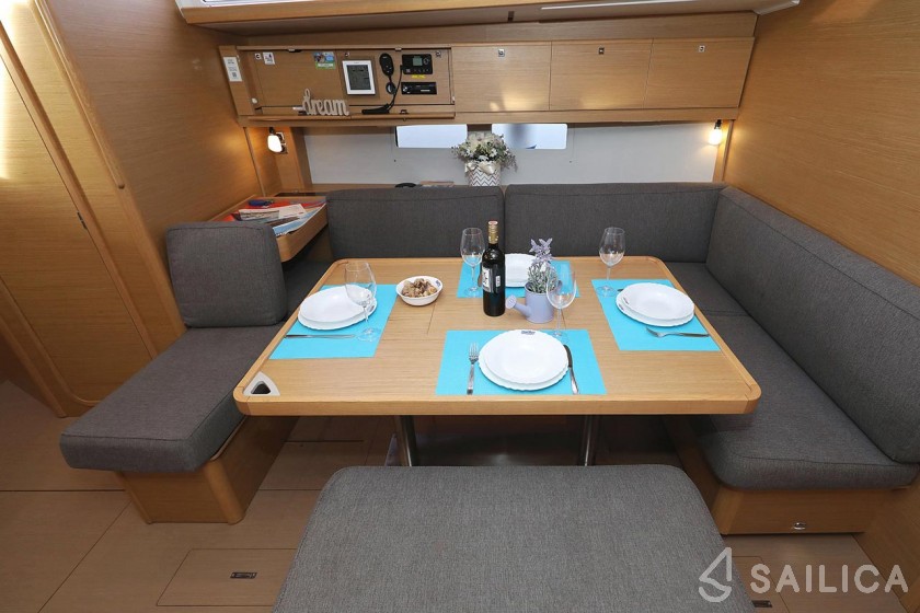 Dufour 460 GL - Yacht Charter Sailica