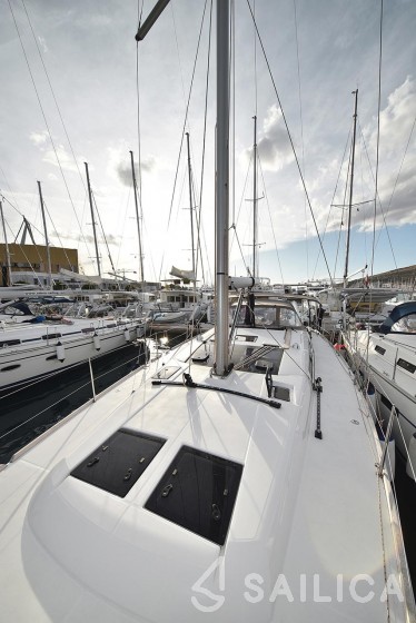 Dufour 460 GL - Yacht Charter Sailica