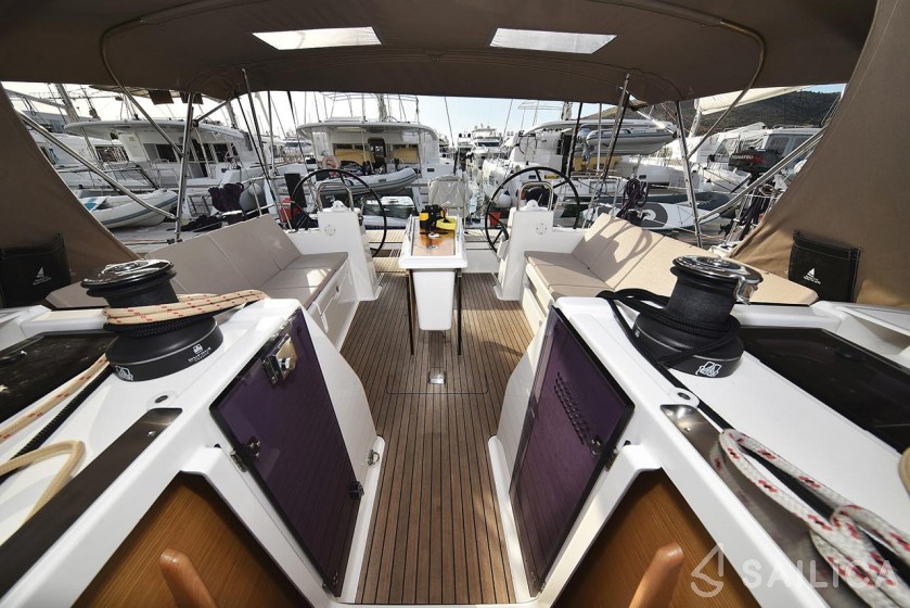 Dufour 460 GL - Yacht Charter Sailica