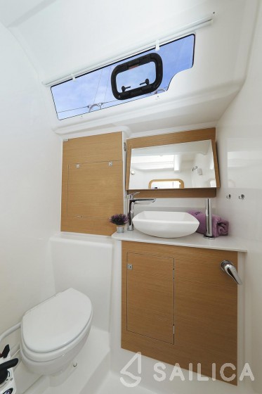 Dufour 460 GL - Yacht Charter Sailica