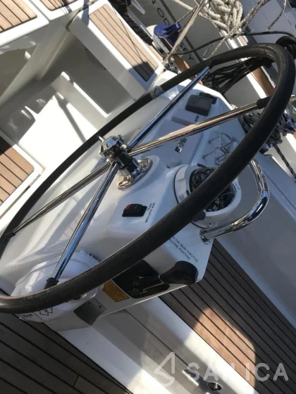 Oceanis 45 - Yacht Charter Sailica