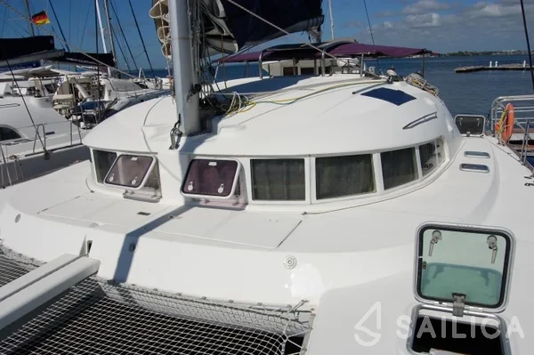 Lagoon 410 - Yacht Charter Sailica